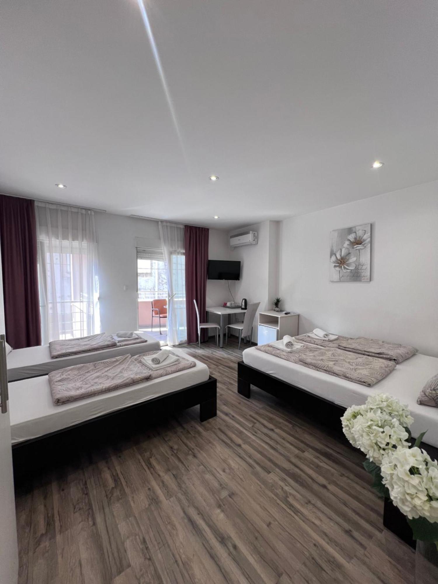 Apartments & Rooms Villa Zaad Free Parking Мостар Екстер'єр фото